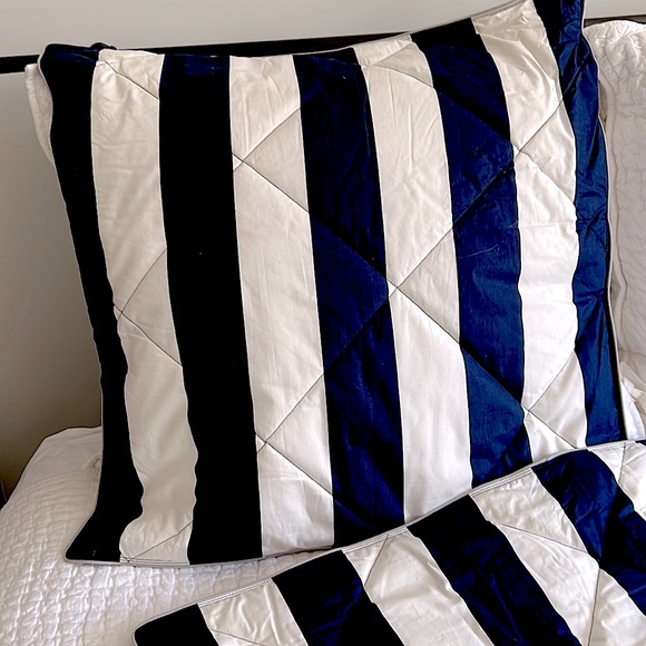 Pottery Barn Bedding Pottery Barn Navy Stripe Set Of 2 Euro Shams
